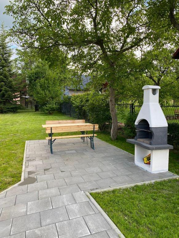 אוסטראון Pokoje Green House מראה חיצוני תמונה